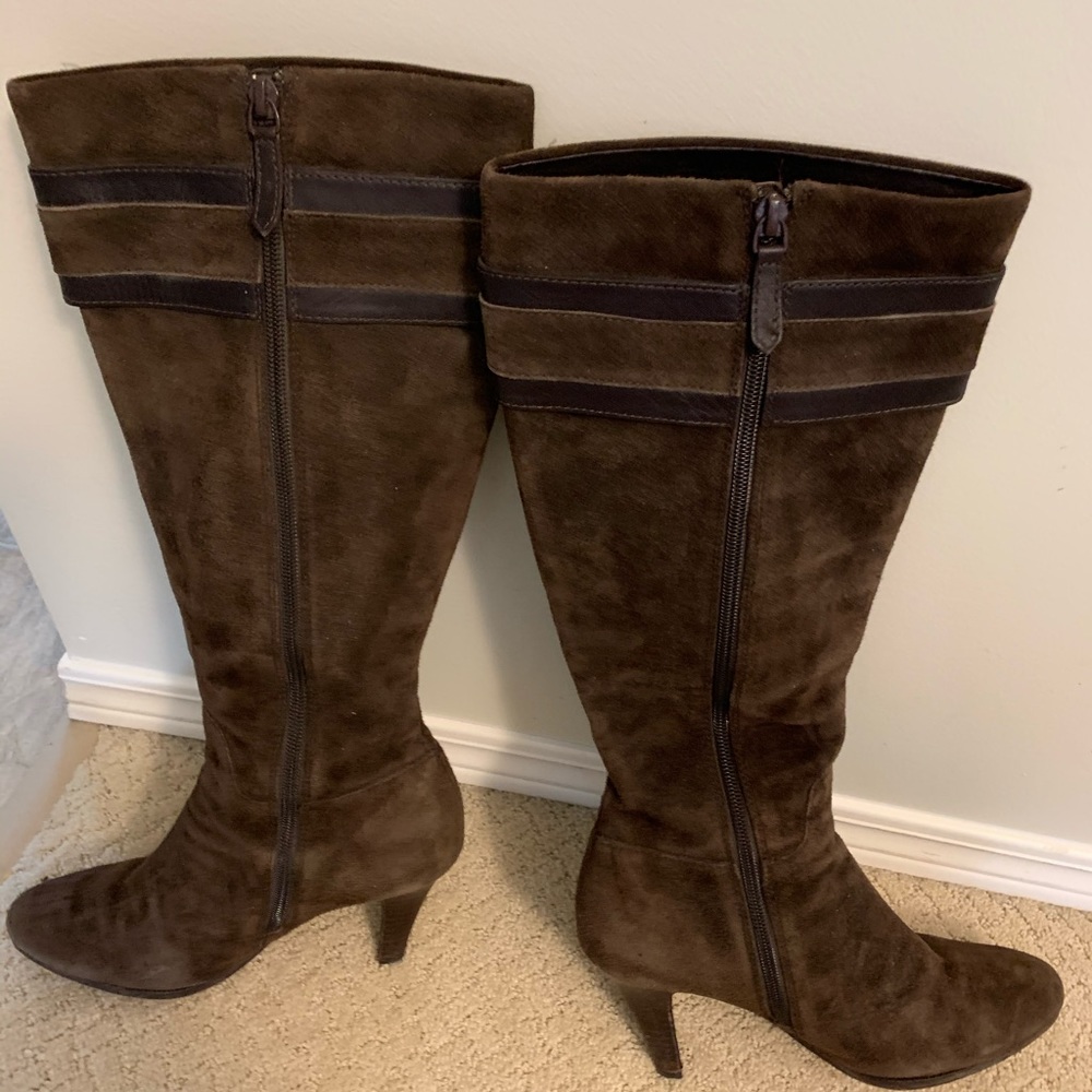 Boots - Picture 6 of 11